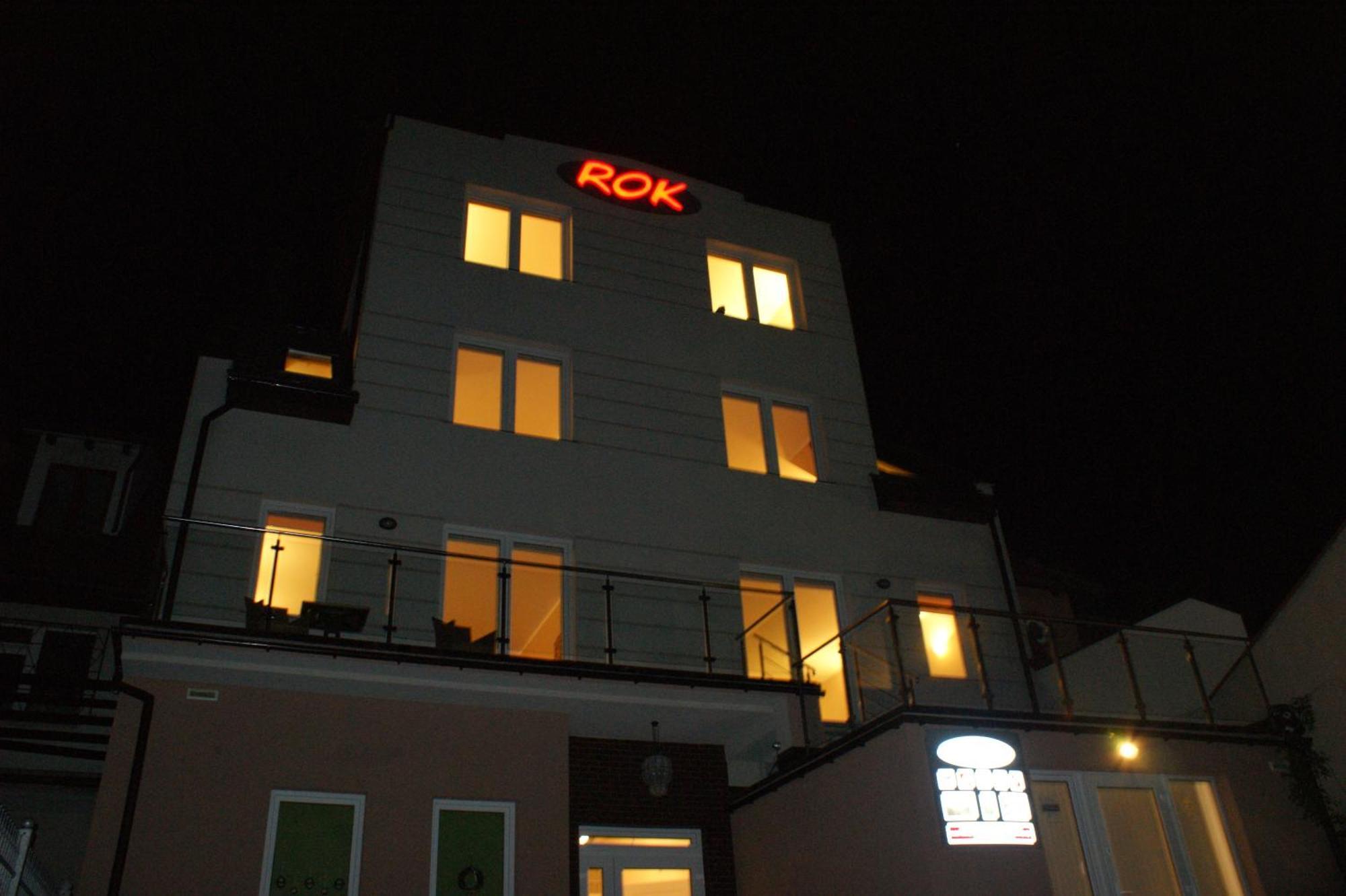 Apartamenty Rok 코워브제크 외부 사진